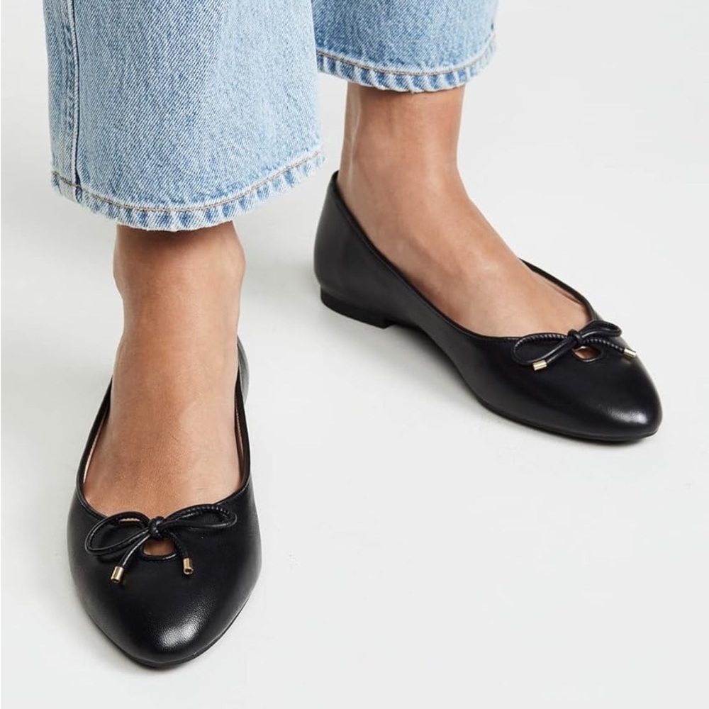 Stuart Weitzman Gabby Flat